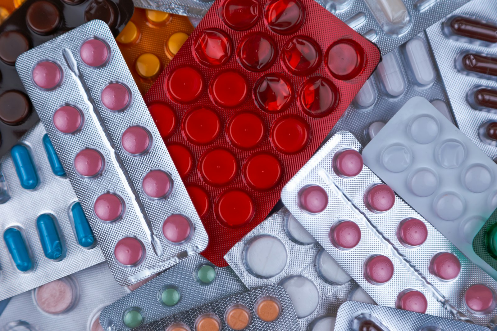 Foto illustrativa: confezioni di farmaci